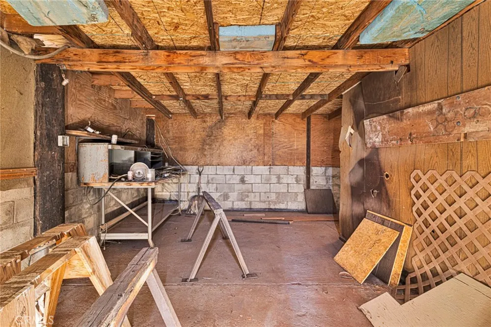 35980 Lantana Lucerne Valley, CA 92356