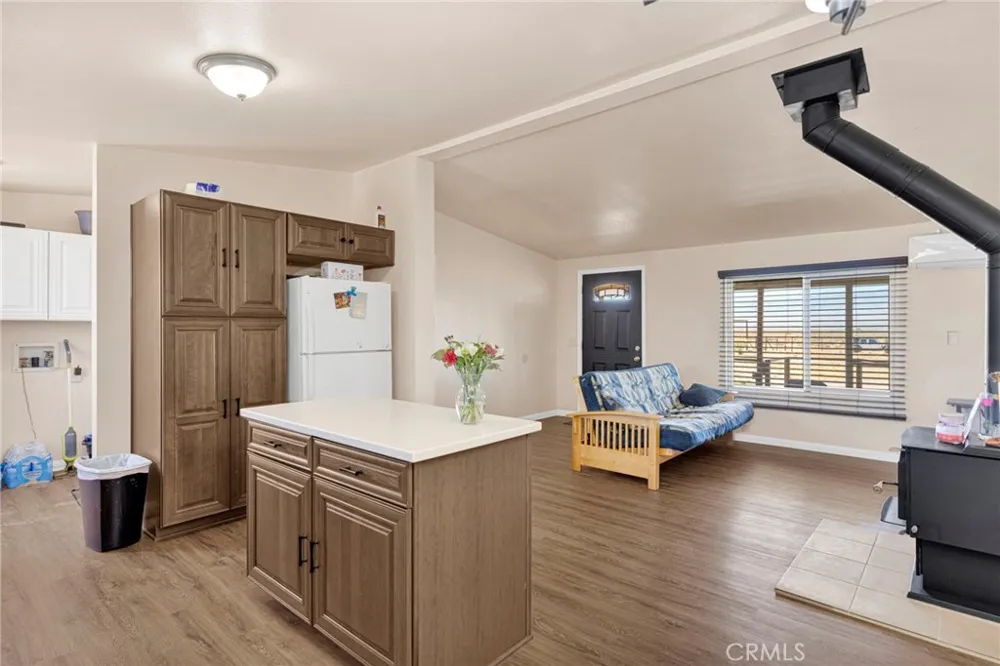 35980 Lantana Lucerne Valley, CA 92356