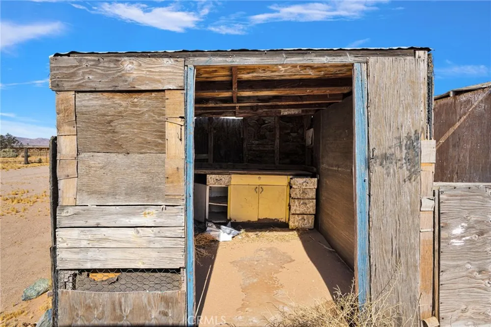 35980 Lantana Lucerne Valley, CA 92356