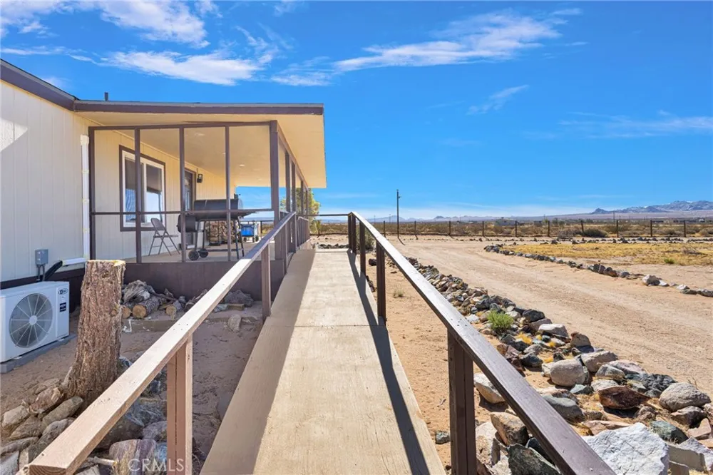 35980 Lantana Lucerne Valley, CA 92356