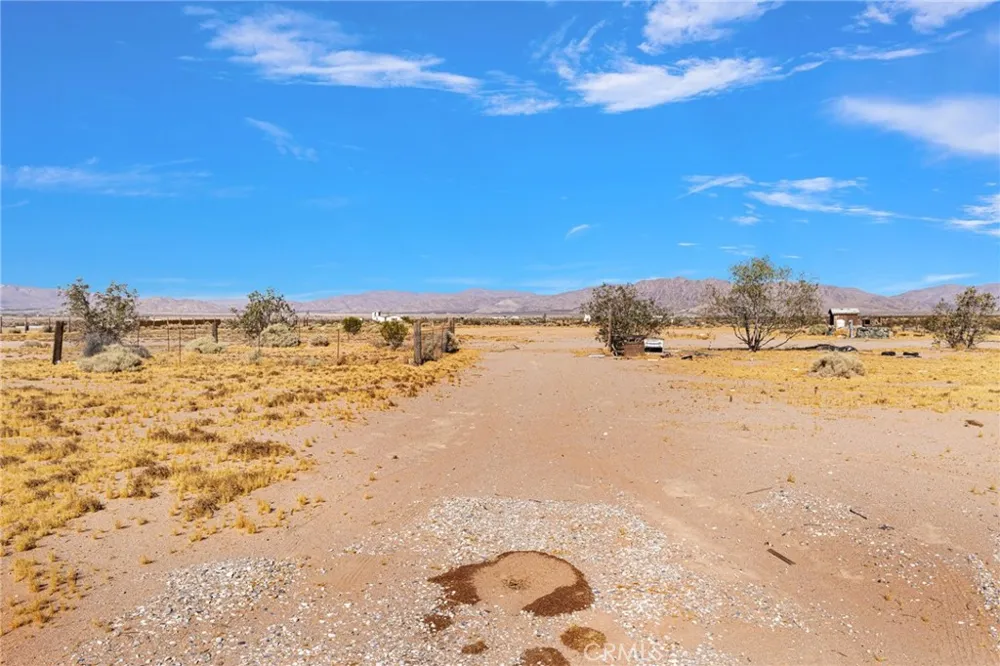 35980 Lantana Lucerne Valley, CA 92356
