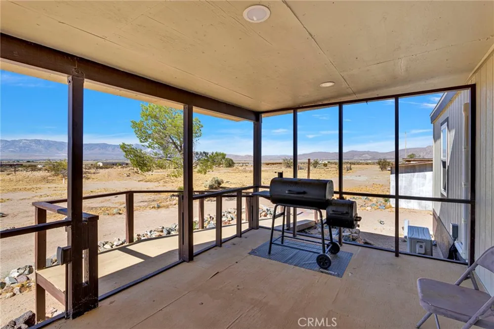 35980 Lantana Lucerne Valley, CA 92356