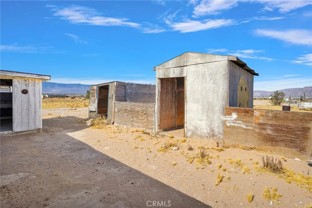 35980 Lantana Lucerne Valley, CA 92356