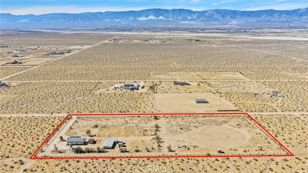 35980 Lantana Lucerne Valley, CA 92356