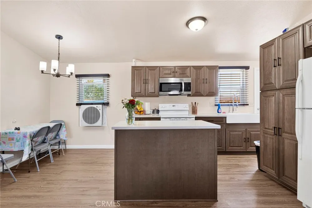 35980 Lantana Lucerne Valley, CA 92356