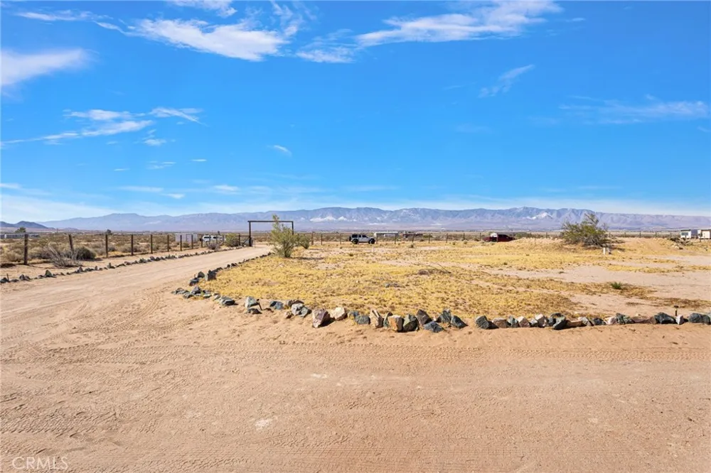 35980 Lantana Lucerne Valley, CA 92356