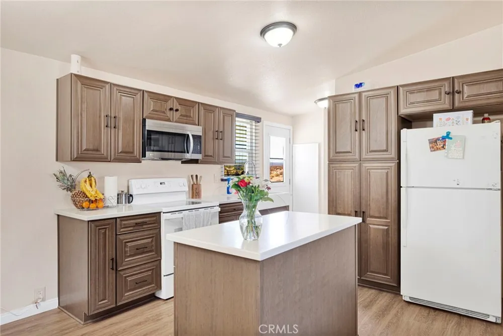 35980 Lantana Lucerne Valley, CA 92356