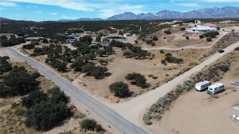 1 Coleridge Oak Hills, CA 92344