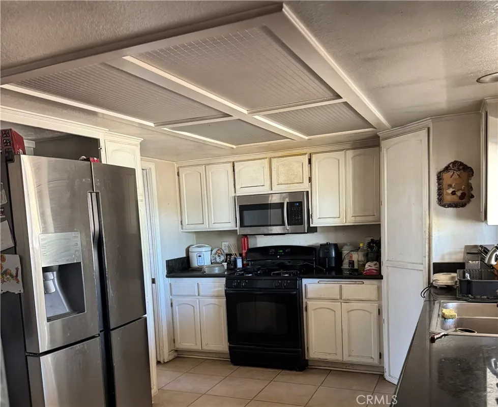 11522 Pinon Hills Pinon Hills, CA 92372