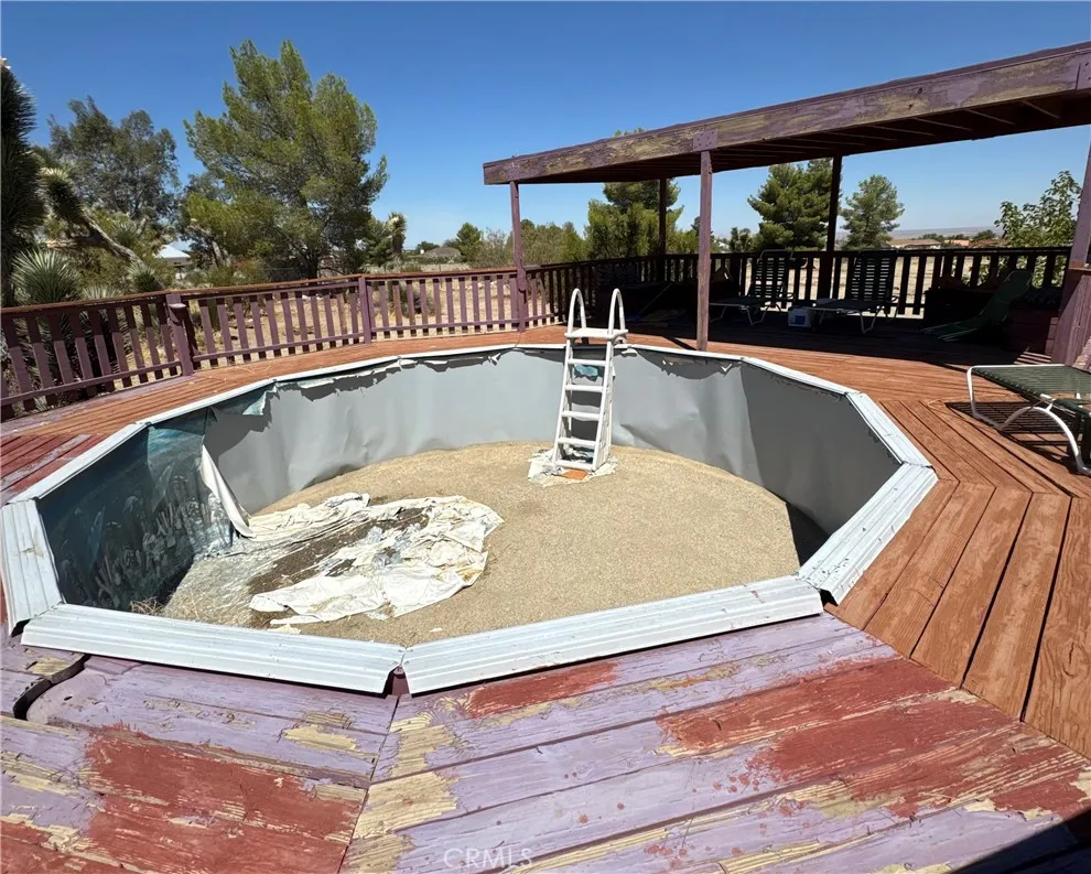 11522 Pinon Hills Pinon Hills, CA 92372