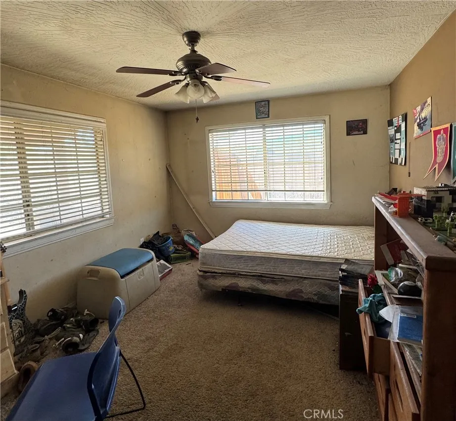 11522 Pinon Hills Pinon Hills, CA 92372