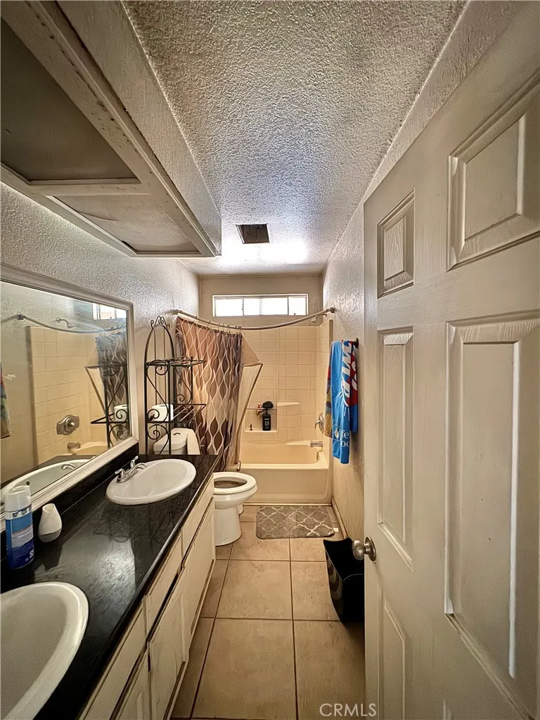 11522 Pinon Hills Pinon Hills, CA 92372