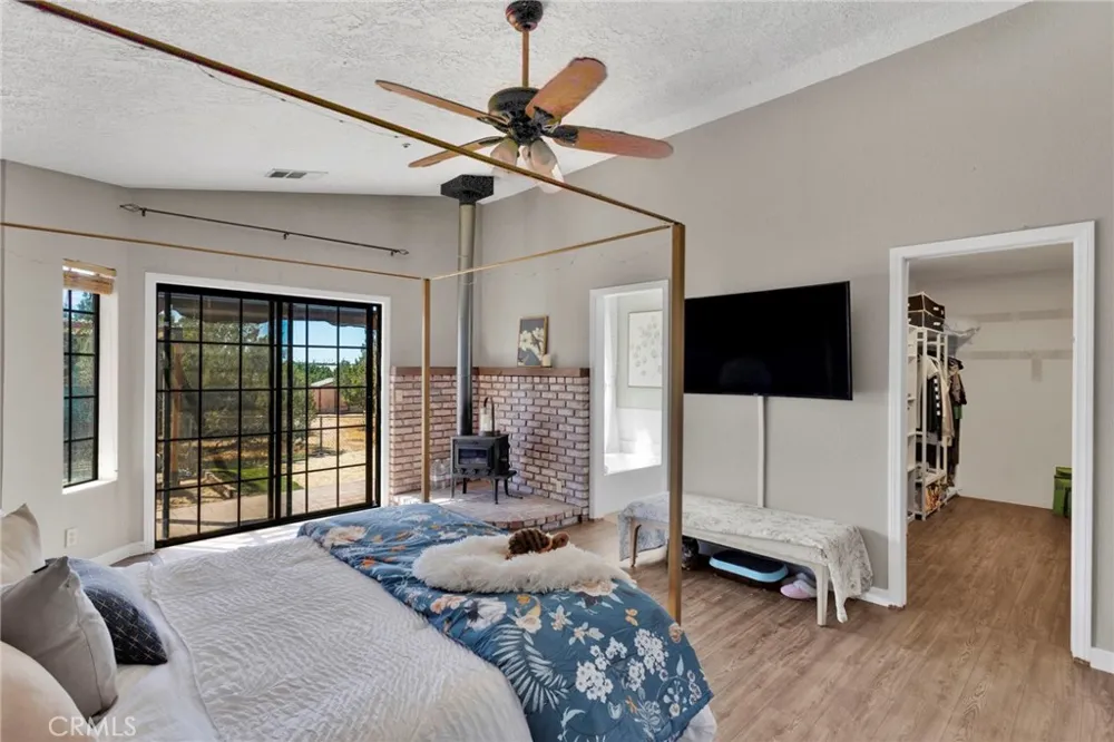 11778 Buffalo Hesperia, CA 92344