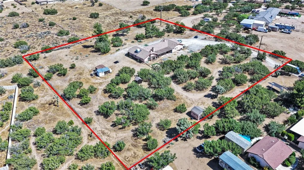 11778 Buffalo Hesperia, CA 92344