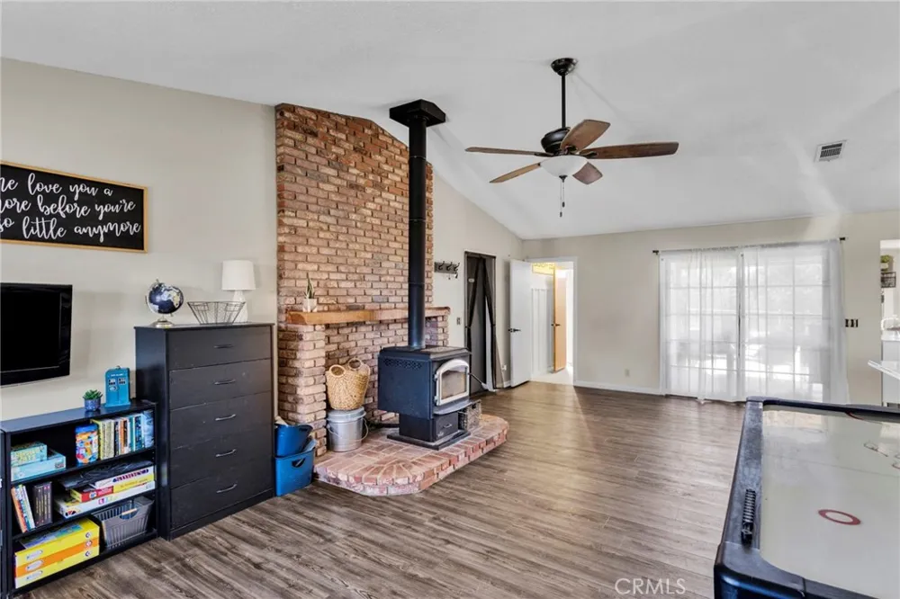 11778 Buffalo Hesperia, CA 92344