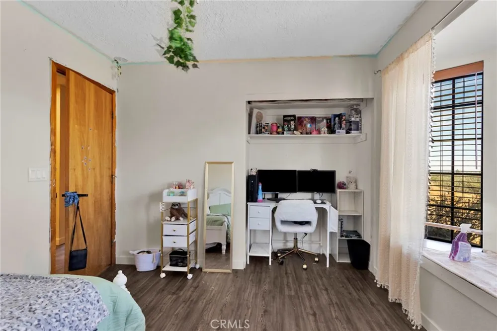 11778 Buffalo Hesperia, CA 92344
