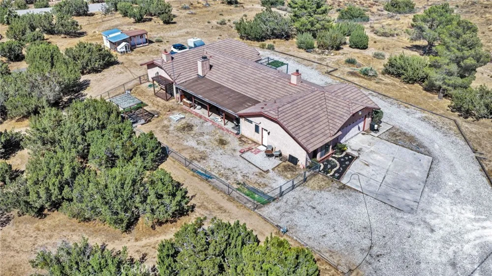 11778 Buffalo Hesperia, CA 92344