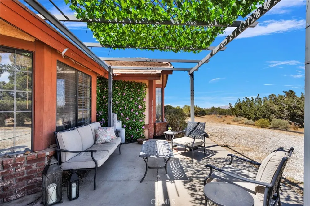 11778 Buffalo Hesperia, CA 92344