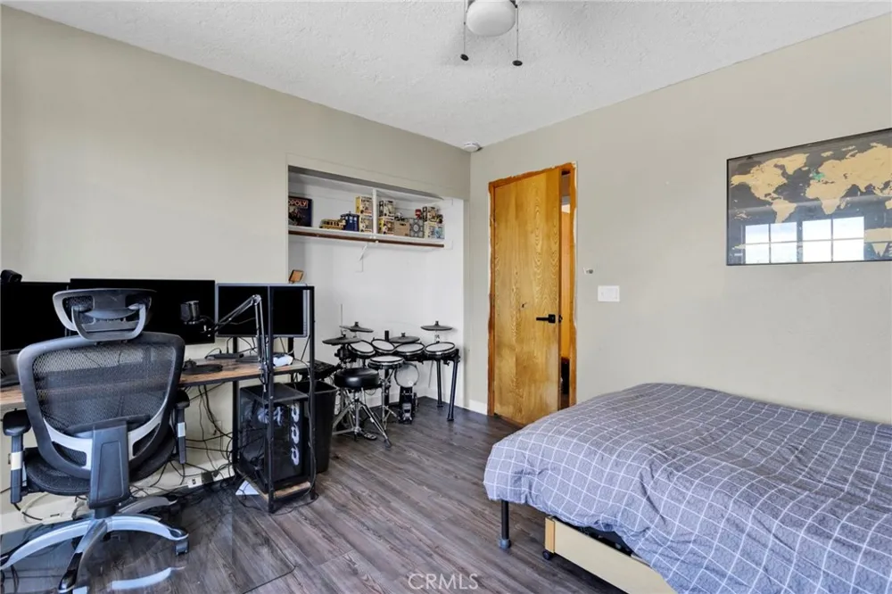 11778 Buffalo Hesperia, CA 92344