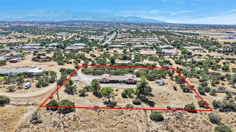 11778 Buffalo Hesperia, CA 92344