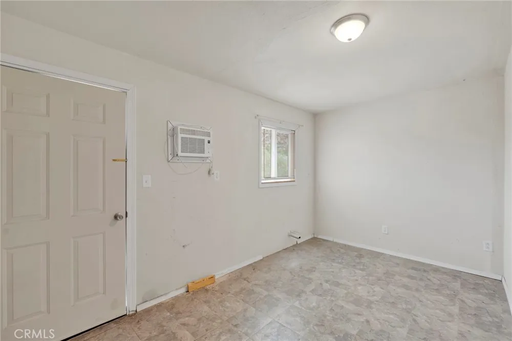 12660 Ivanhoe Road Lucerne Valley, CA 92356