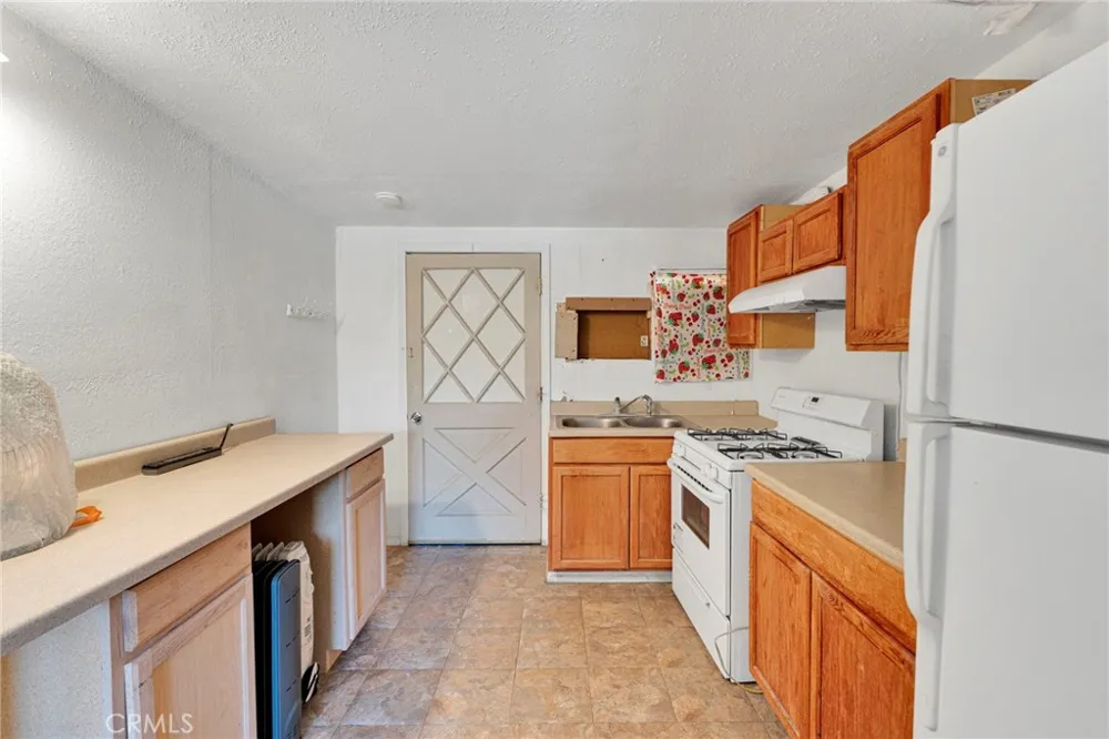 12660 Ivanhoe Road Lucerne Valley, CA 92356