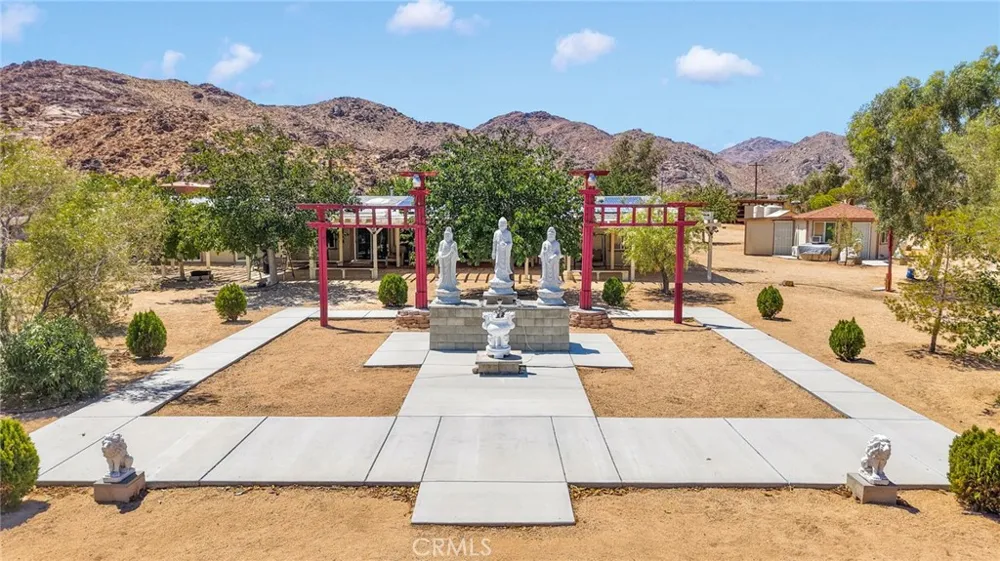 12660 Ivanhoe Road Lucerne Valley, CA 92356