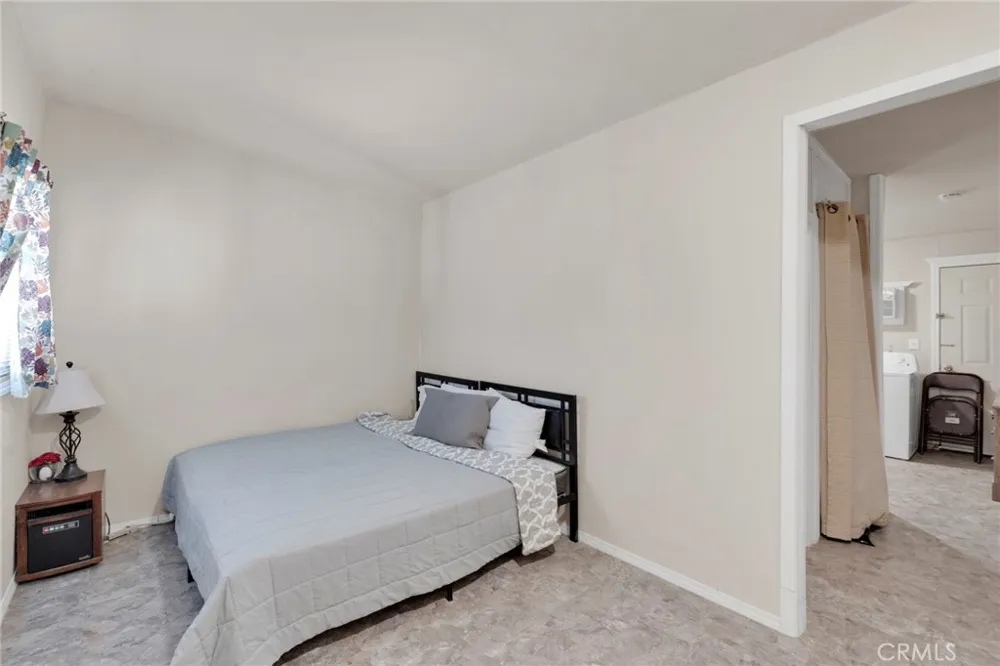 12660 Ivanhoe Road Lucerne Valley, CA 92356