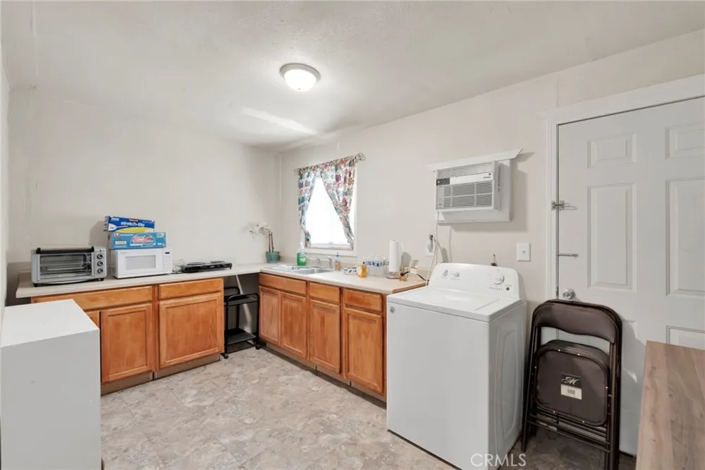 12660 Ivanhoe Road Lucerne Valley, CA 92356