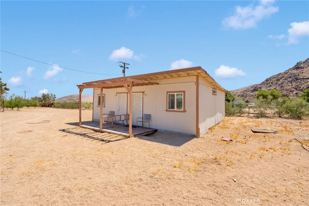 12660 Ivanhoe Road Lucerne Valley, CA 92356