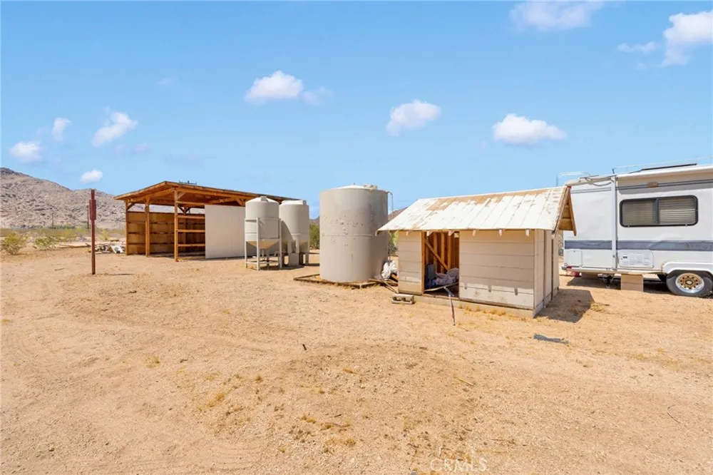 12660 Ivanhoe Road Lucerne Valley, CA 92356