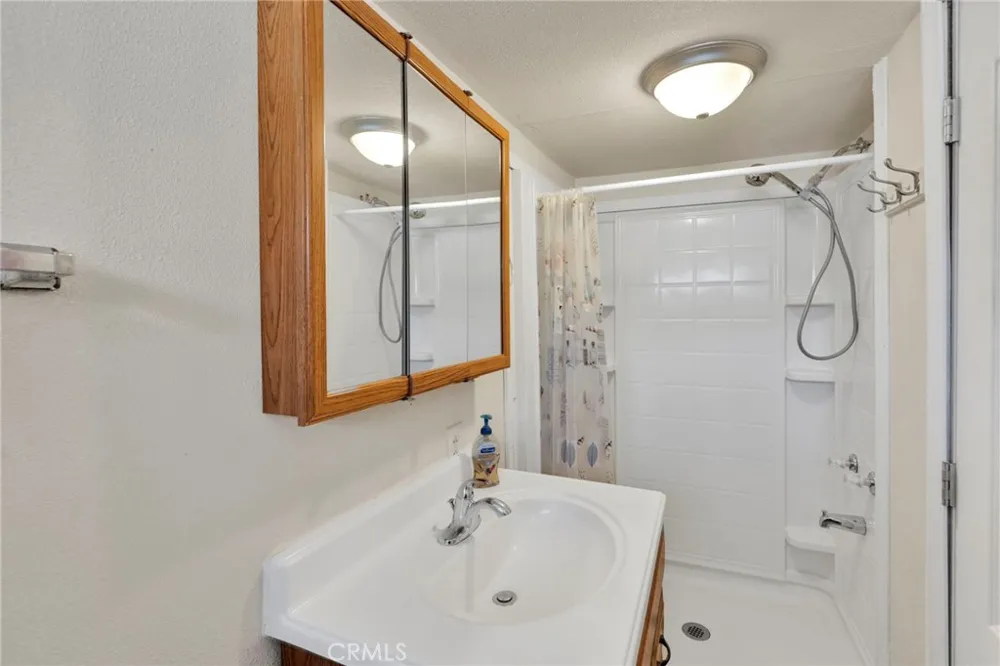 12660 Ivanhoe Road Lucerne Valley, CA 92356