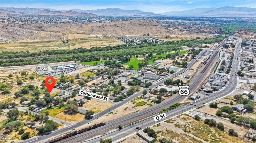 15780 Cottonwood Victorville, CA 92395