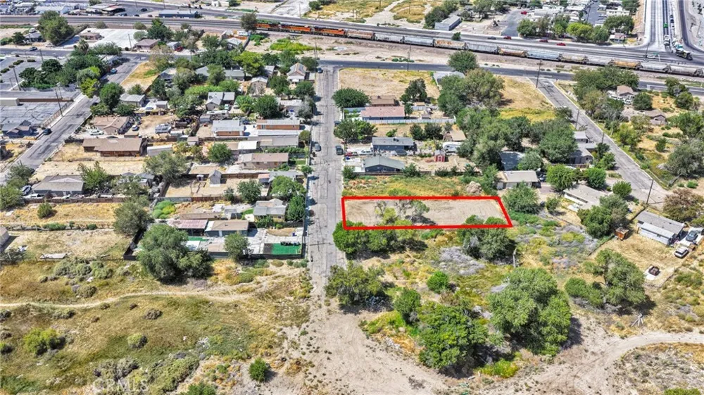 15780 Cottonwood Victorville, CA 92395