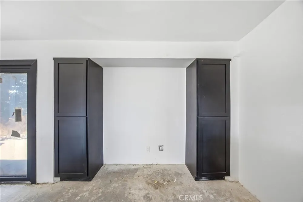 15888 Bear Valley Road Victorville, CA 92395