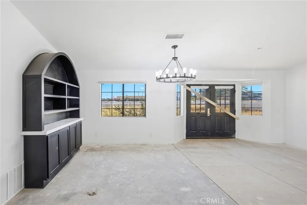 15888 Bear Valley Road Victorville, CA 92395