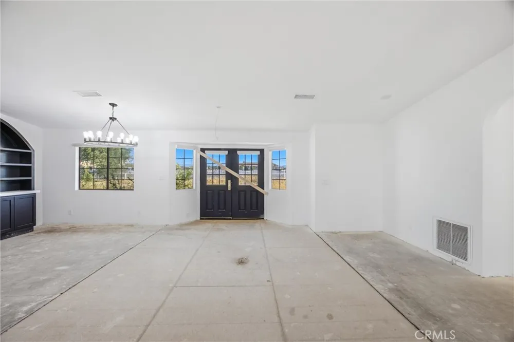 15888 Bear Valley Road Victorville, CA 92395