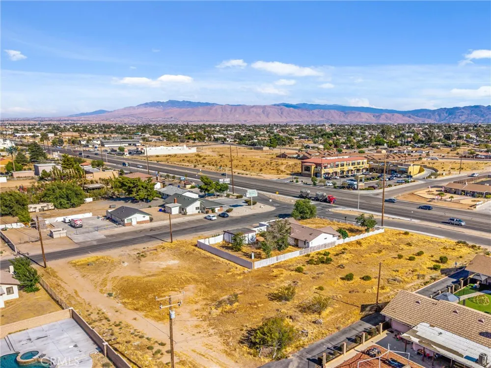15888 Bear Valley Road Victorville, CA 92395