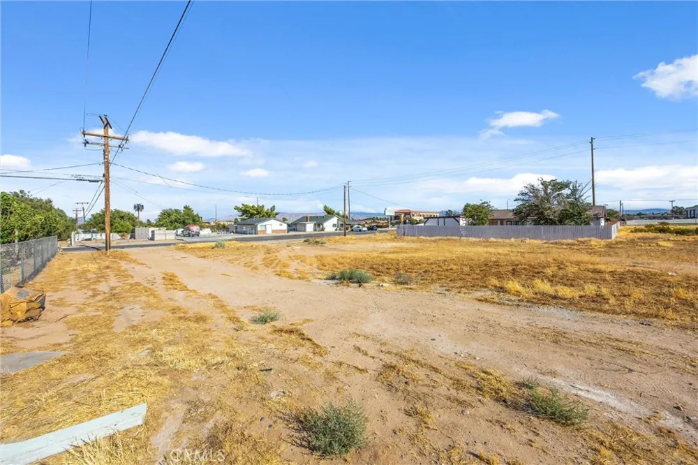 15888 Bear Valley Road Victorville, CA 92395