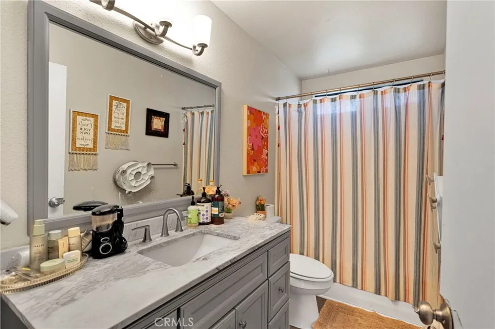 12461 Emeraldstone Victorville, CA 92392