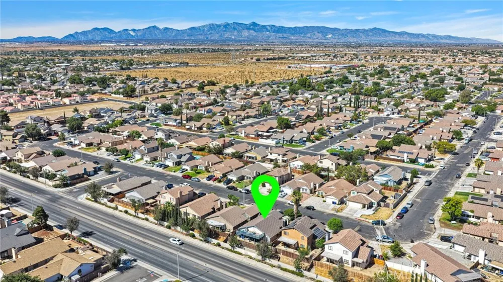12461 Emeraldstone Victorville, CA 92392