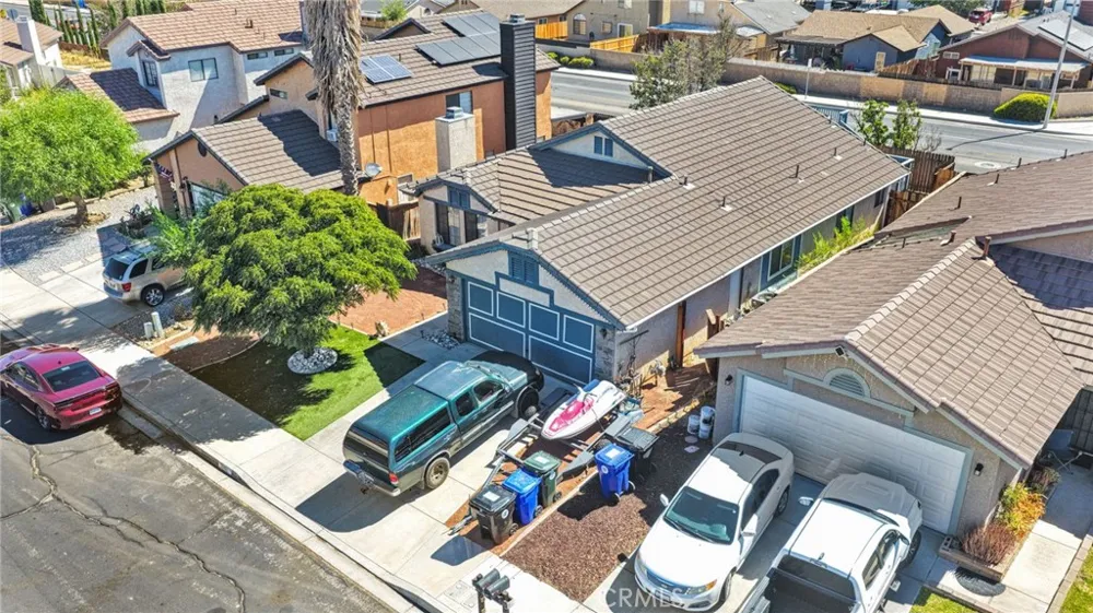 12461 Emeraldstone Victorville, CA 92392
