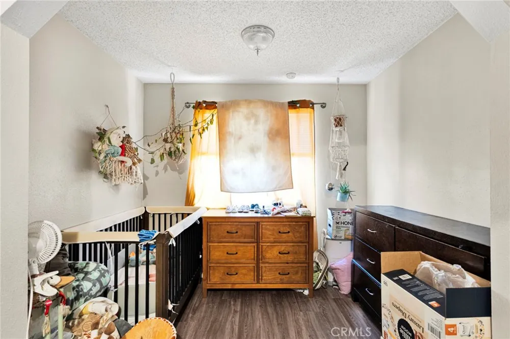12461 Emeraldstone Victorville, CA 92392