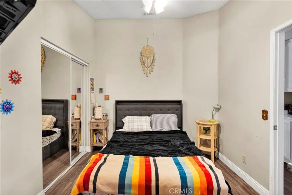 12461 Emeraldstone Victorville, CA 92392