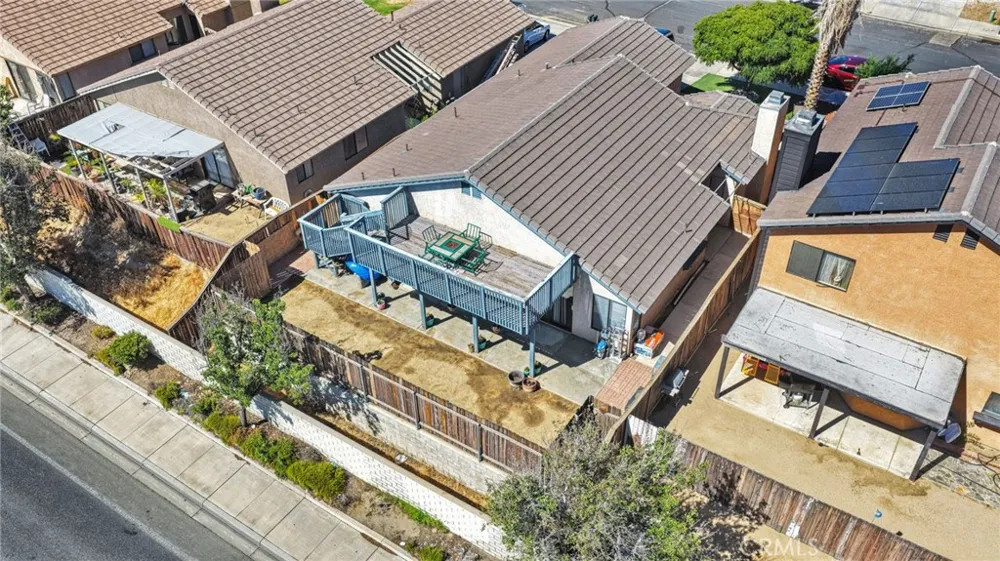 12461 Emeraldstone Victorville, CA 92392
