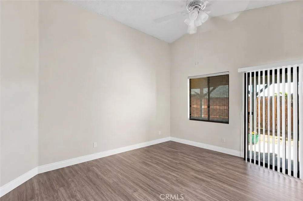 12461 Emeraldstone Victorville, CA 92392