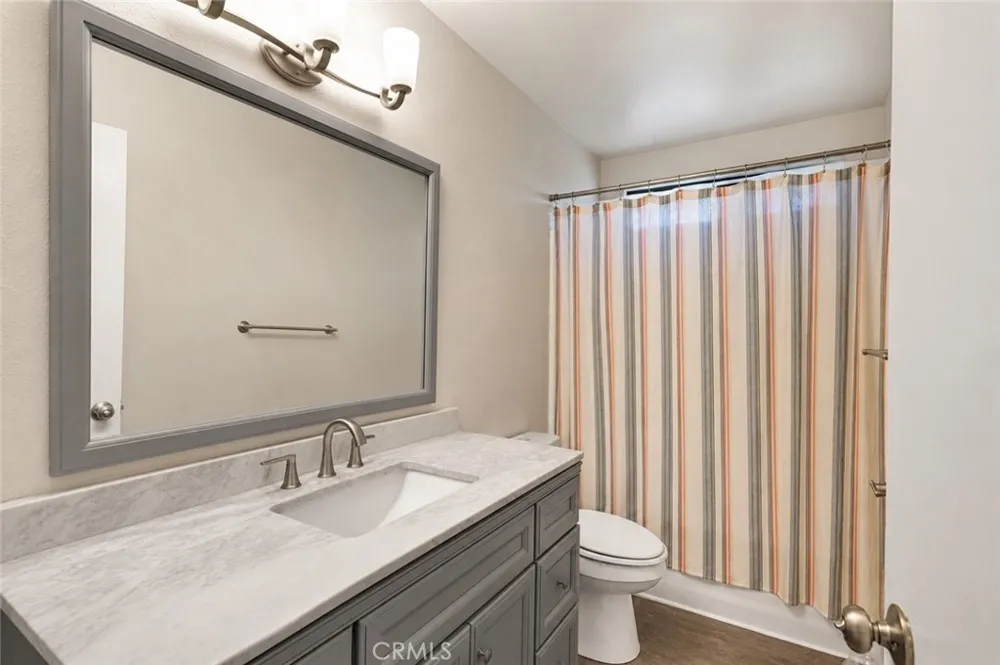 12461 Emeraldstone Victorville, CA 92392