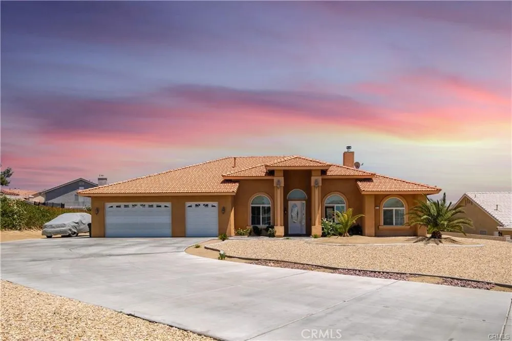 18572 Olalee Lane Apple Valley, CA 92307