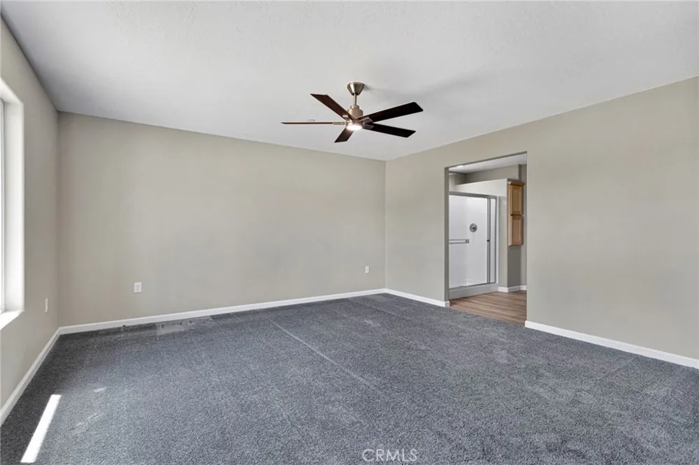 17723 Sycamore Street Hesperia, CA 92345