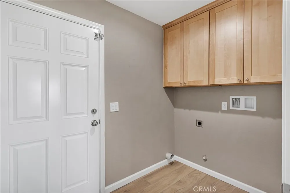 17723 Sycamore Street Hesperia, CA 92345
